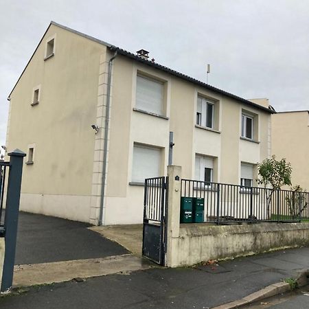 Superbe Appartement Parking Gratuit 2 Aulnay-sous-Bois Exteriör bild