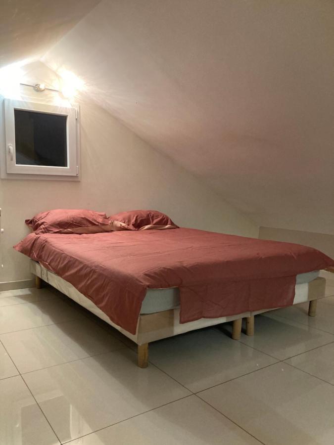 Superbe Appartement Parking Gratuit 2 Aulnay-sous-Bois Exteriör bild