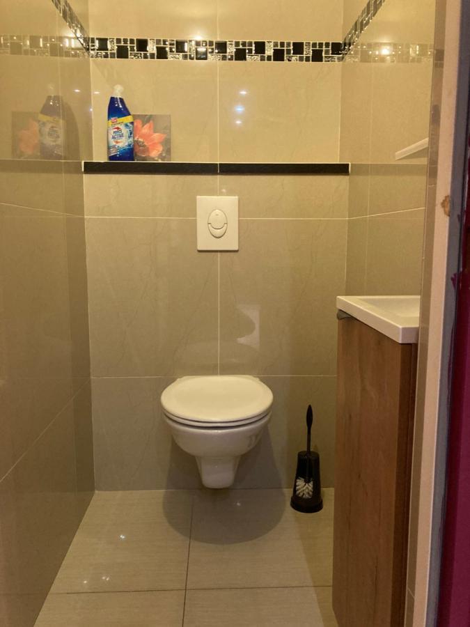 Superbe Appartement Parking Gratuit 2 Aulnay-sous-Bois Exteriör bild